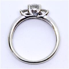 10K Solid White Gold Round Diamond Classic 3-Stone Engagement Ring Size 6